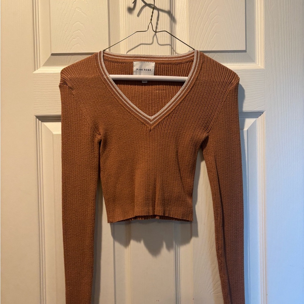 Brown V-Neck Ribbed Sweater